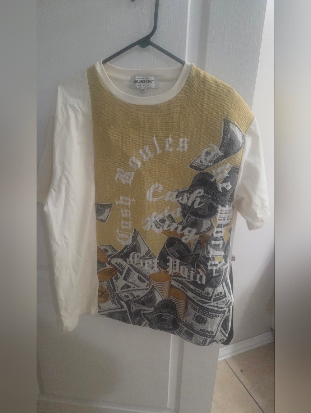 Majestik Graphic Cash Print Short Sleeve Tee Size XXL